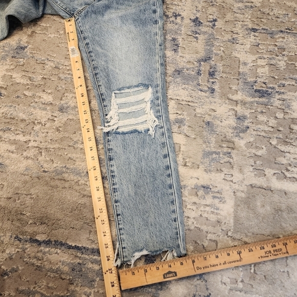NWT Buckle Bridge By Gly highrise mom distressed jeans. Size 24 - Picture 12 of 13